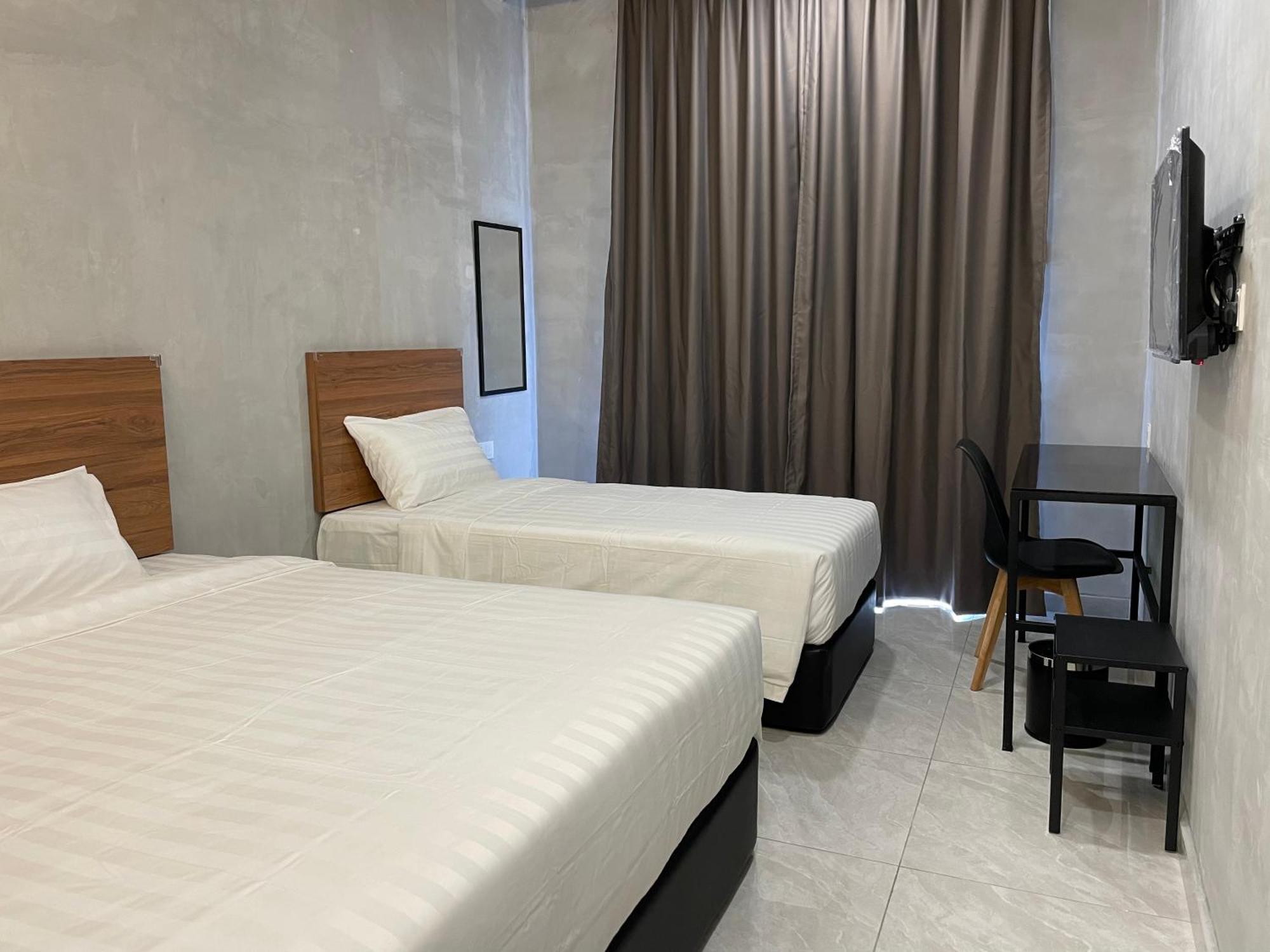 איפוה Hpy Hotel מראה חיצוני תמונה